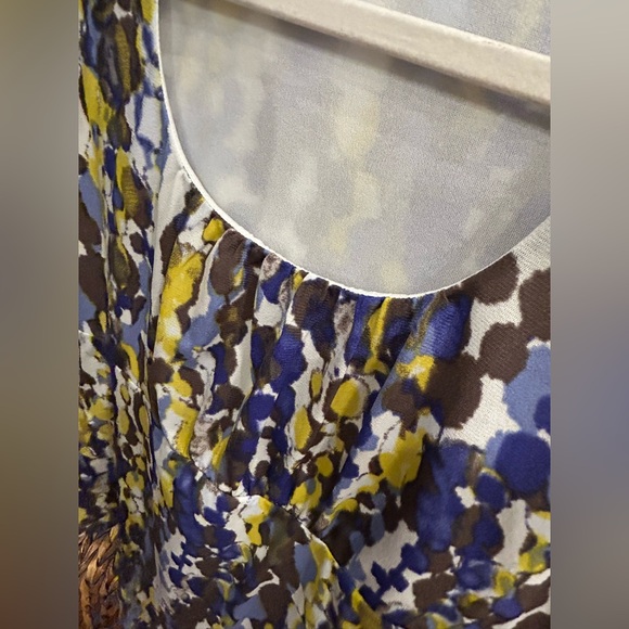 Ann Taylor Multicolor Abstract Short Sleeve Top, Size Small - Picture 5 of 9